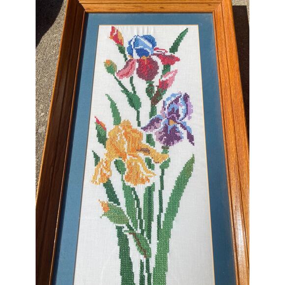 2 Vtg MCM Floral Embroidery Wall Art Decors Handmade Wall Art Country Cottage - Picture 3 of 8